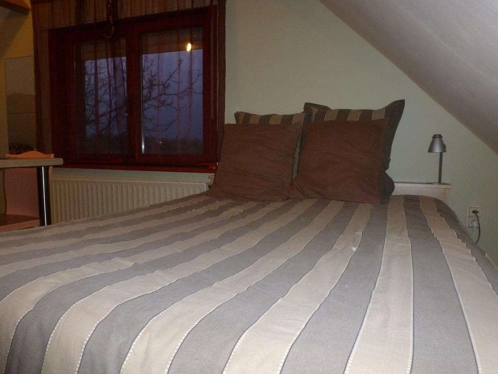 Guesthouse Kolibriehuys Nieuwkerke 部屋 写真