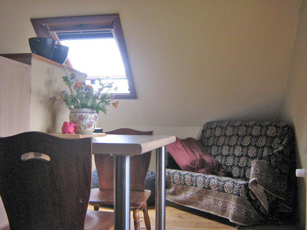 Guesthouse Kolibriehuys Nieuwkerke 部屋 写真